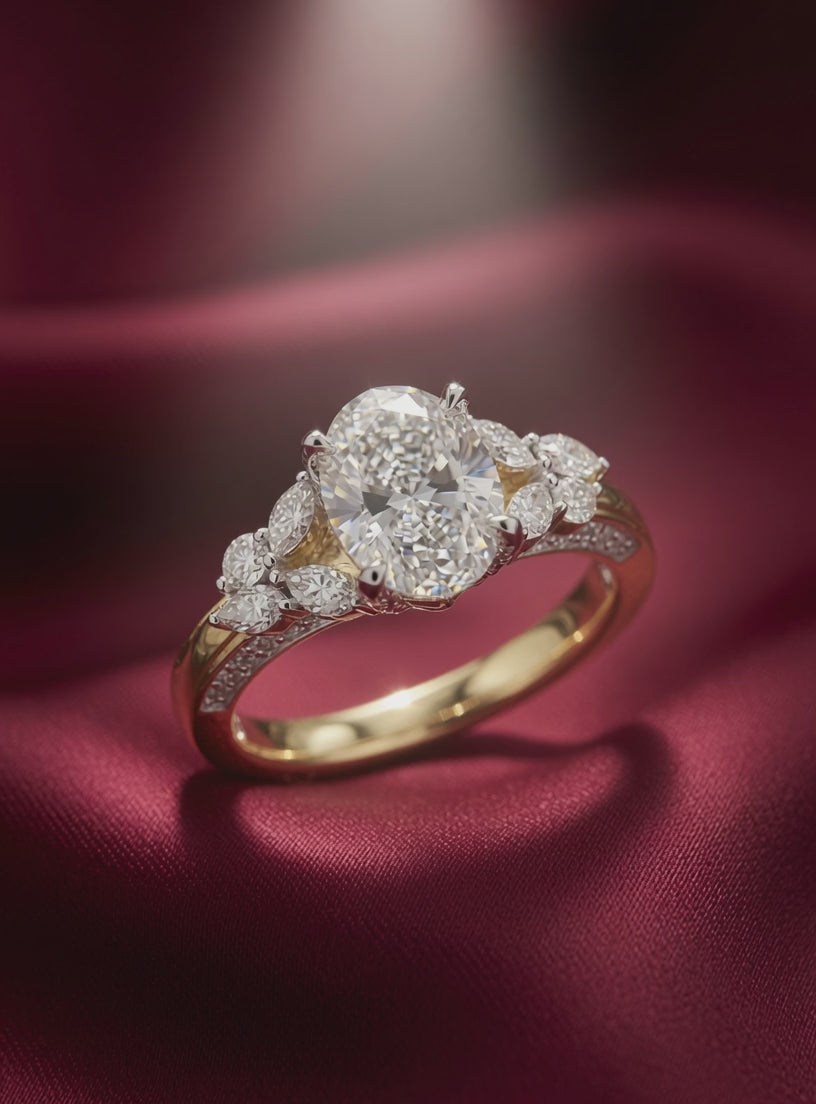 FAHI Éclat Oval Diamond Ring